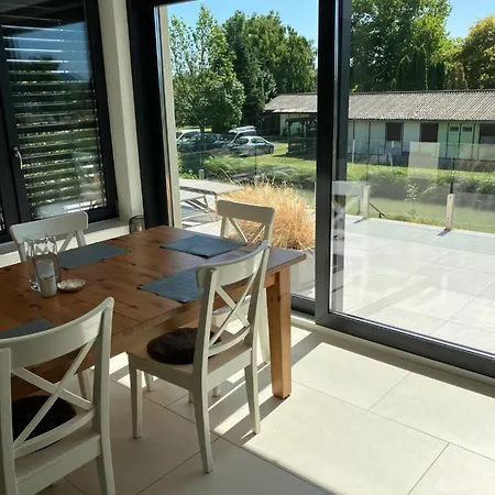 Mihelyuenk Teraszos Apartament