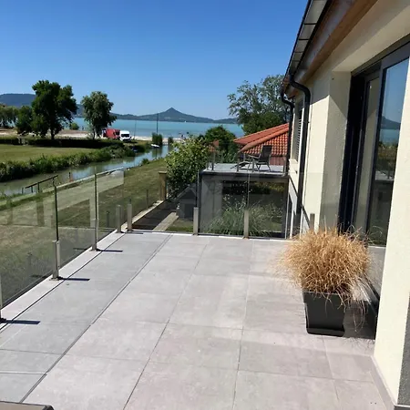 Apartament Mihelyuenk Teraszos Fonyód