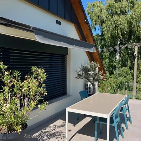 Апартаменты Mihelyuenk Teraszos *