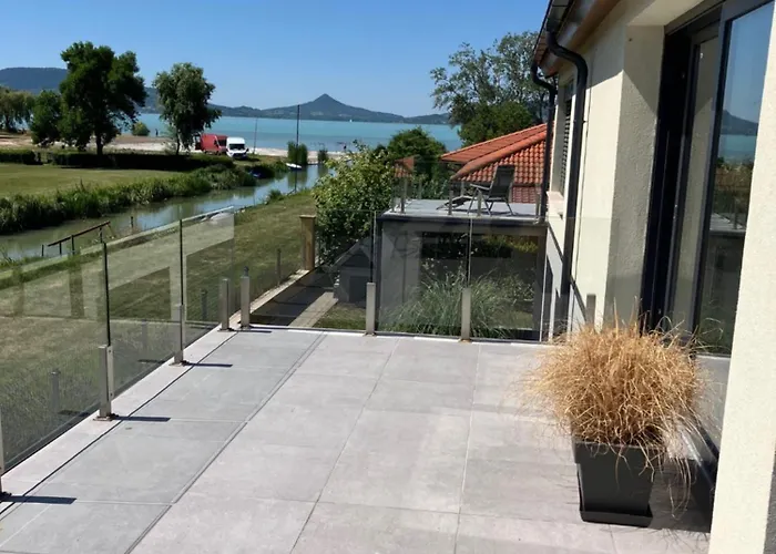 דירה Mihelyuenk Teraszos Fonyód